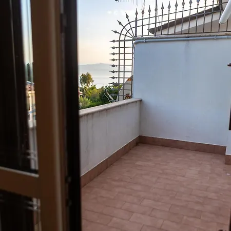 Aristotele - Private Pool